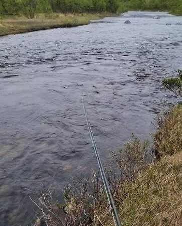 Hytte Midt I Finnmarks Lakseparadis
