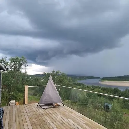 Nyaraló Hytte Midt I Finnmarks Lakseparadis